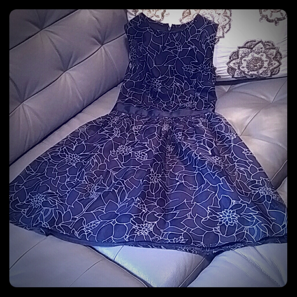 Navy Blue Floral Dress Junior/petite woman
